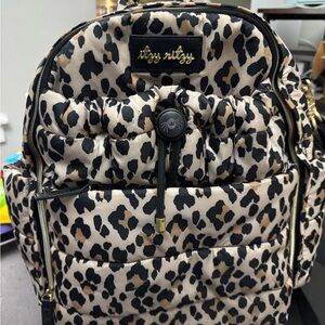 Itzy Ritzy leopard diaper bag